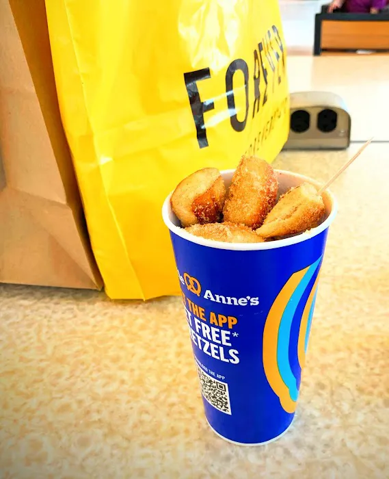 Auntie Anne's Picture 3