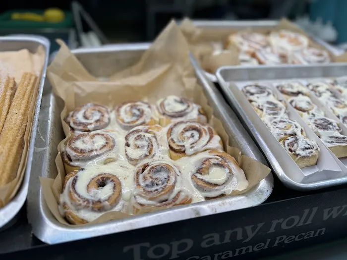 Cinnabon Picture 7