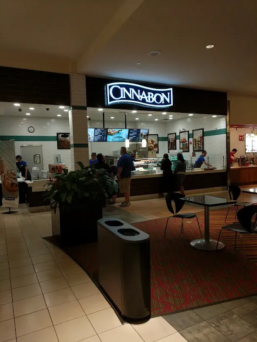 Cinnabon Picture 9