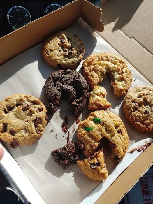 MOLTN Cookies - Baked To Order Cookies Picture 2