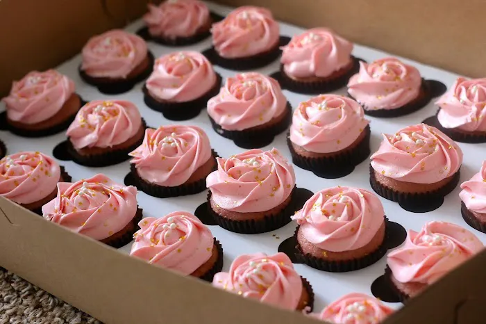 SprinkleSpark Cakes Picture 1