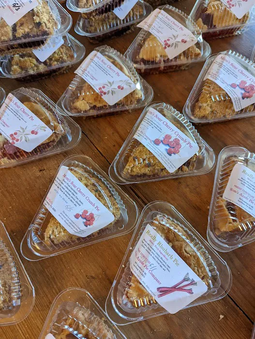 Mom's Apple Pie Bakery Picture 2