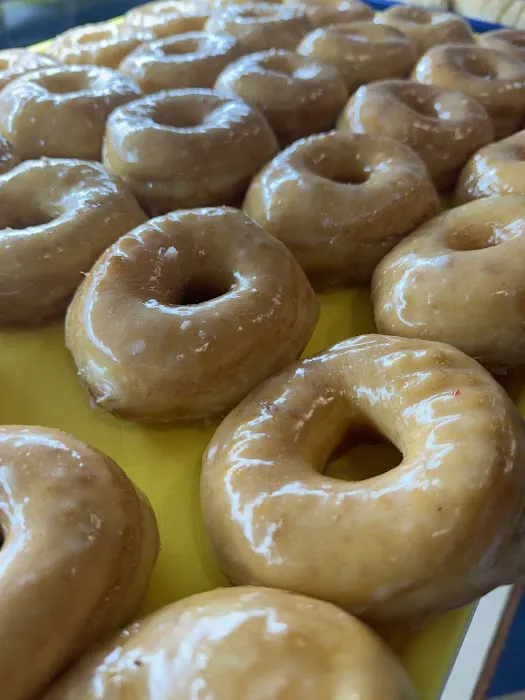 Raya Daylight Donuts Picture 5