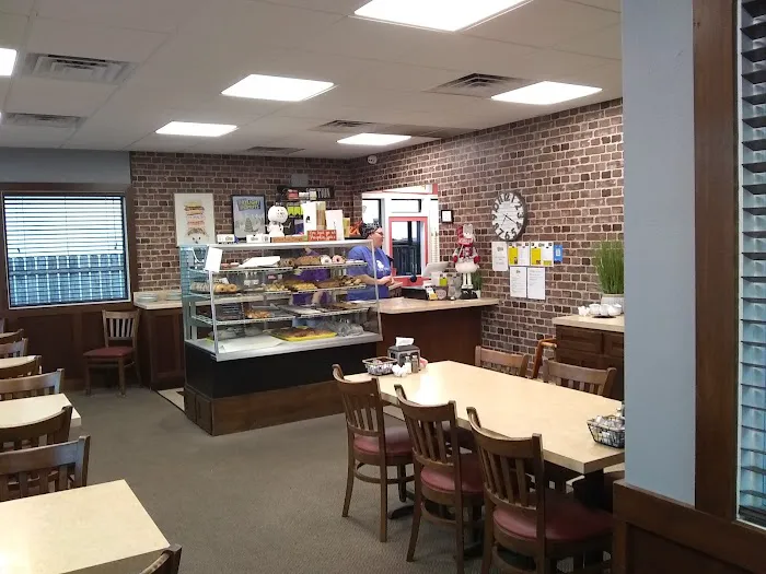 Daylight Donuts-Olney Picture 5