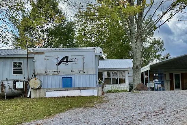 Mast Family Bakery