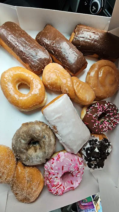 Dixie Cream Donut Shop Picture 8