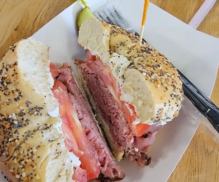 Art's Bagel & More