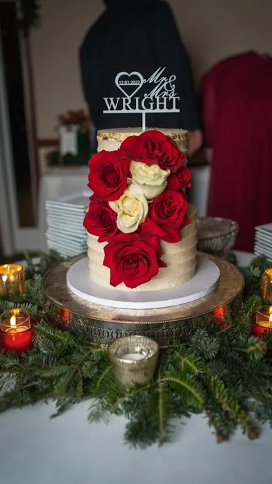 Top Tier Custom Cake Design Picture 4