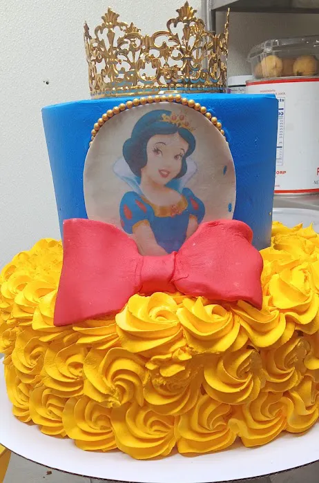 Las Tres Princesas Bakery Picture 7