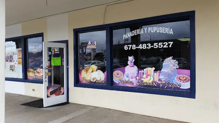 Las Tres Princesas Bakery Picture 5