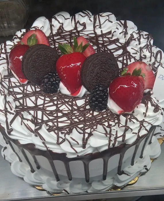 Las Tres Princesas Bakery Picture 10