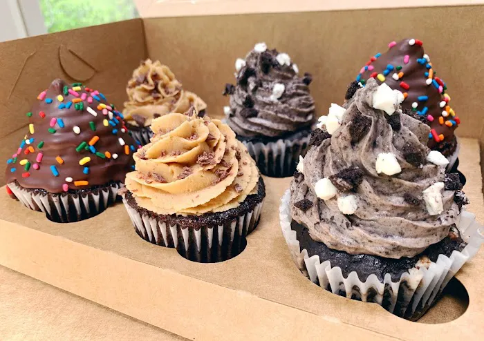 Shannon Turner Cakes Picture 8