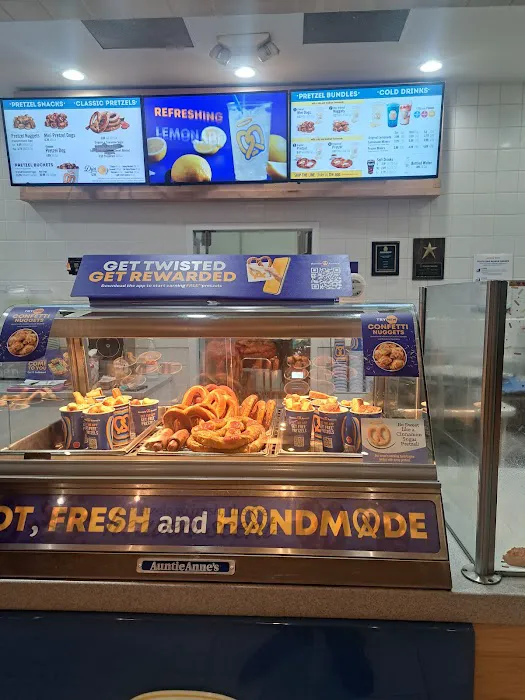 Auntie Anne's Picture 9