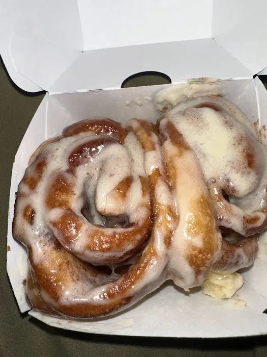 Cinnabon Picture 5