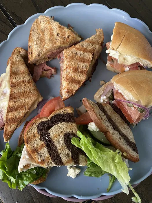 Sunny's Bagel & Deli Picture 9