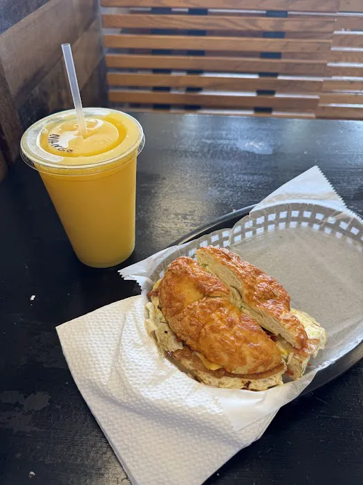 Sunny's Bagel & Deli Picture 3