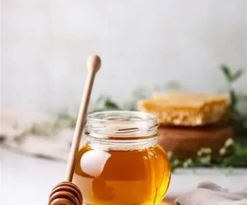 Baking with Honey: How to Make Sweet and Natural Treats