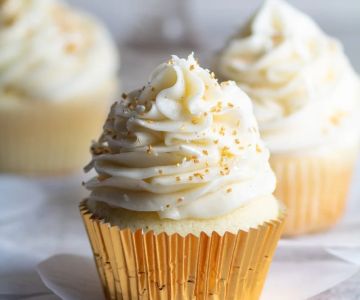 How to Bake the Best Homemade Vanilla Bean Cupcakes | Heavenly Delights Bakery