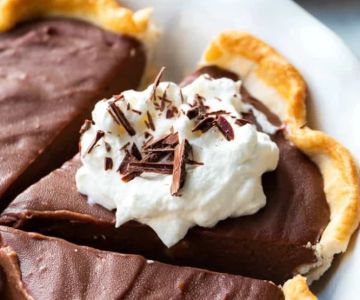 How to Make the Best Homemade Chocolate Pudding Pie - Heavenly Delights Bakery Recipe Guide