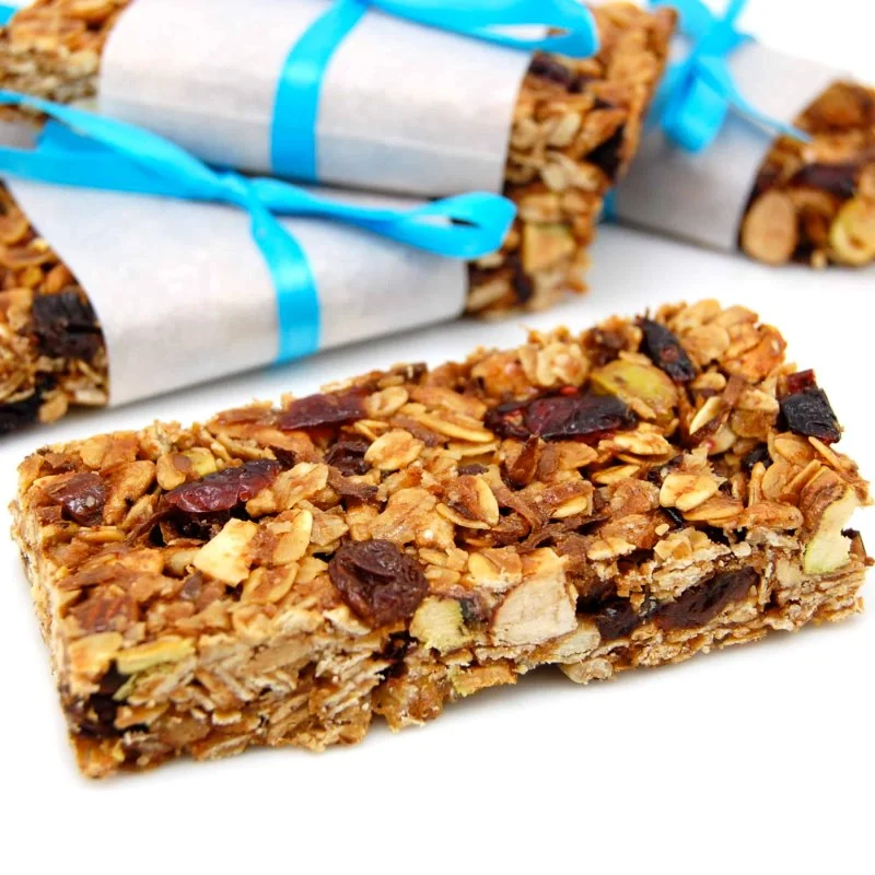 How to Make the Best Fruit and Nut Granola Bars