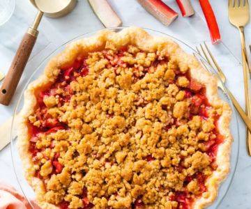 How to Make the Best Rhubarb Pie from Scratch
