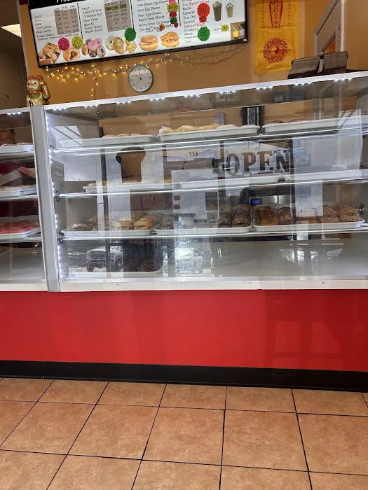 Douglas Donuts in Hiram Picture 10