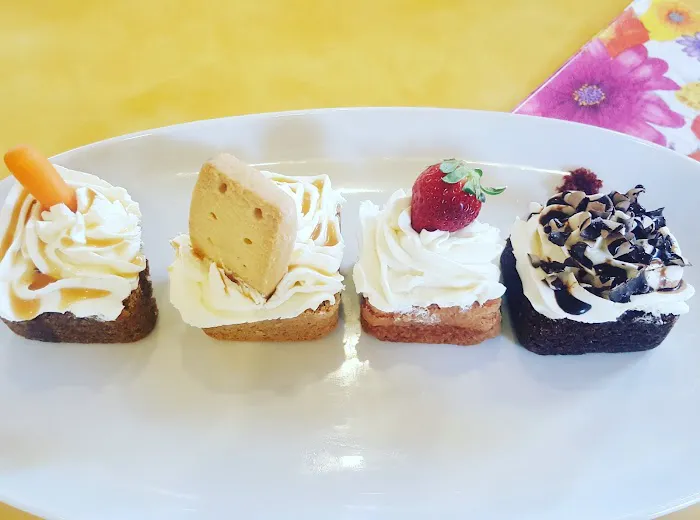 Rolly's Cakery Picture 4