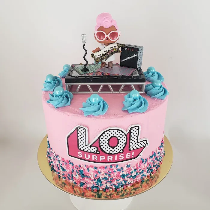 Rolly's Cakery Picture 7
