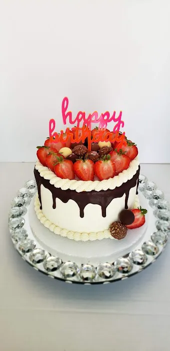 Rolly's Cakery Picture 5