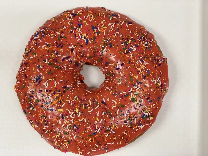Ray's Donut Shop Picture 6