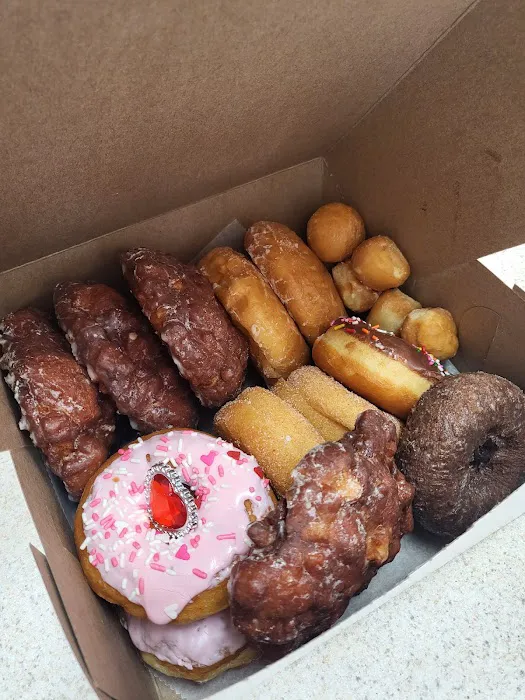 Dough In The Box DONUTS - Marietta Picture 2