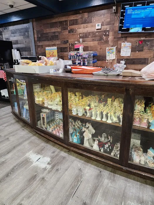 Christians Bakery Picture 3