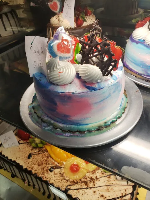 Christians Bakery Picture 4