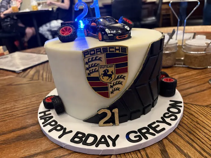 Rday Cake Creations Picture 4