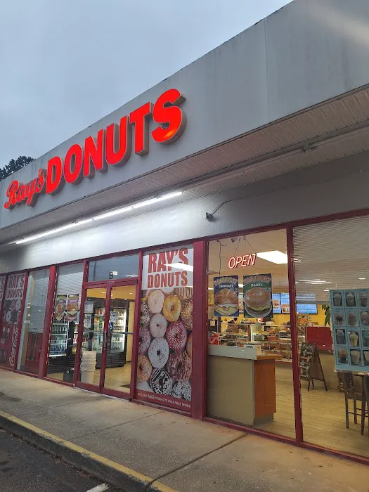 Ray's Donuts Picture 4