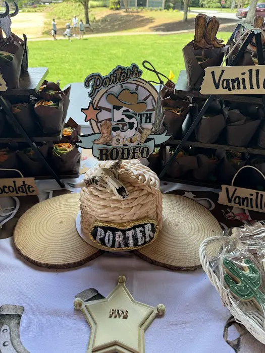 Paula's Zzerts Catering & Natural baked goods Picture 3