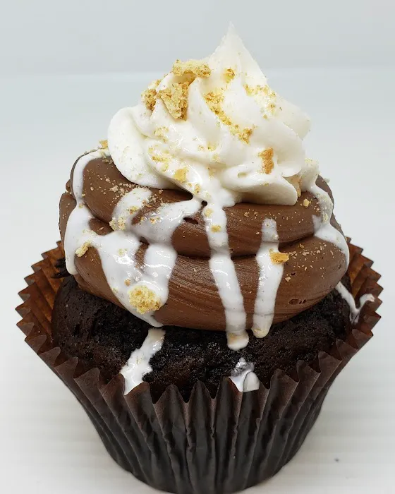 Smallcakes Cupcakery Marietta - East Cobb Picture 6