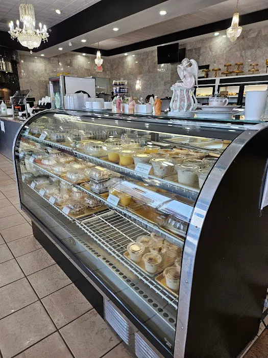 La Suprema Bakery & Panaderia Picture 5