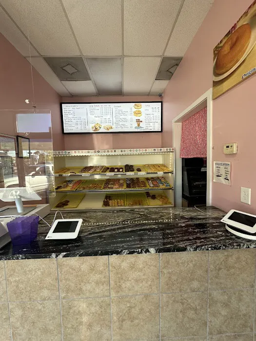 Marietta Donuts (Johnson Ferry Rd, Marietta) Picture 2