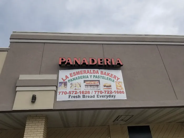 La Esmeralda Bakery Picture 10