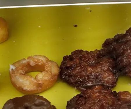 Douglas Donuts
