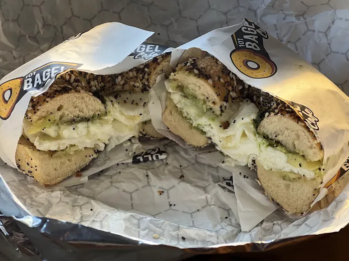 101 bagel Cafe Picture 7
