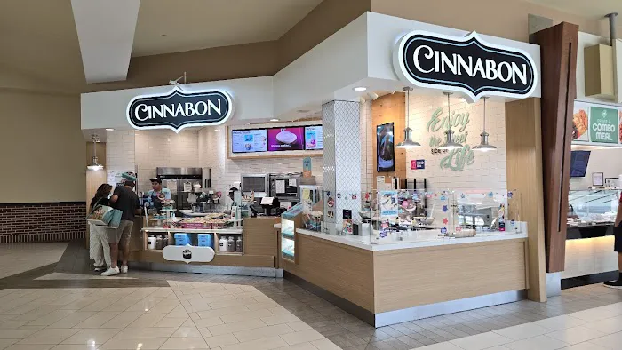 Cinnabon Picture 3