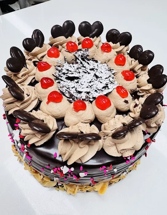 Puri's Bakery Picture 2