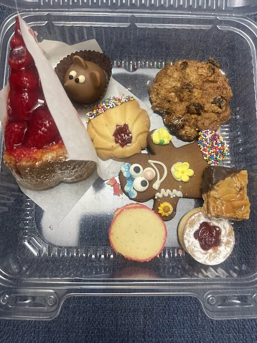 Puri's Bakery Picture 4