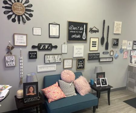 Jewel's Treats & More