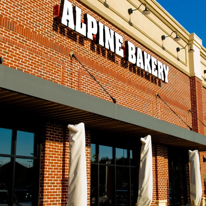 Alpine Bakery & Pizzeria | Crabapple Picture 9