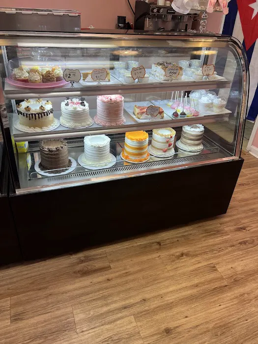 Cuban Bakery & Cafe Picture 5