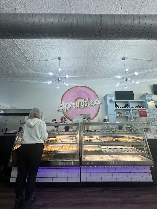 Sprinkles Donuts & Coffee Carrollton Picture 5