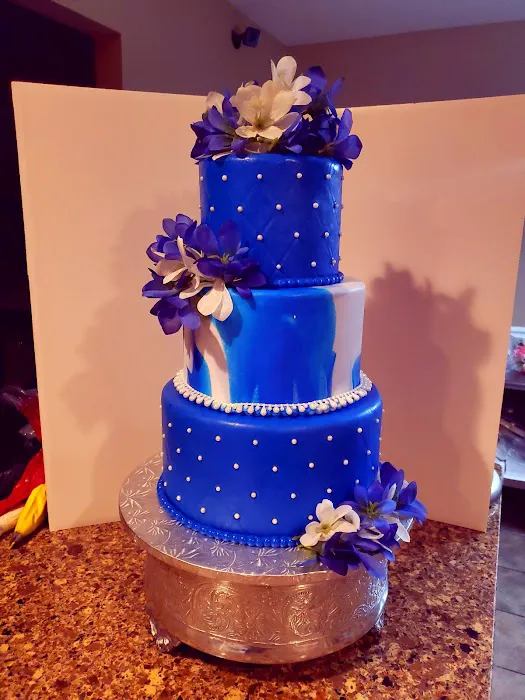 B B Cakes & Sweets LLC Picture 6